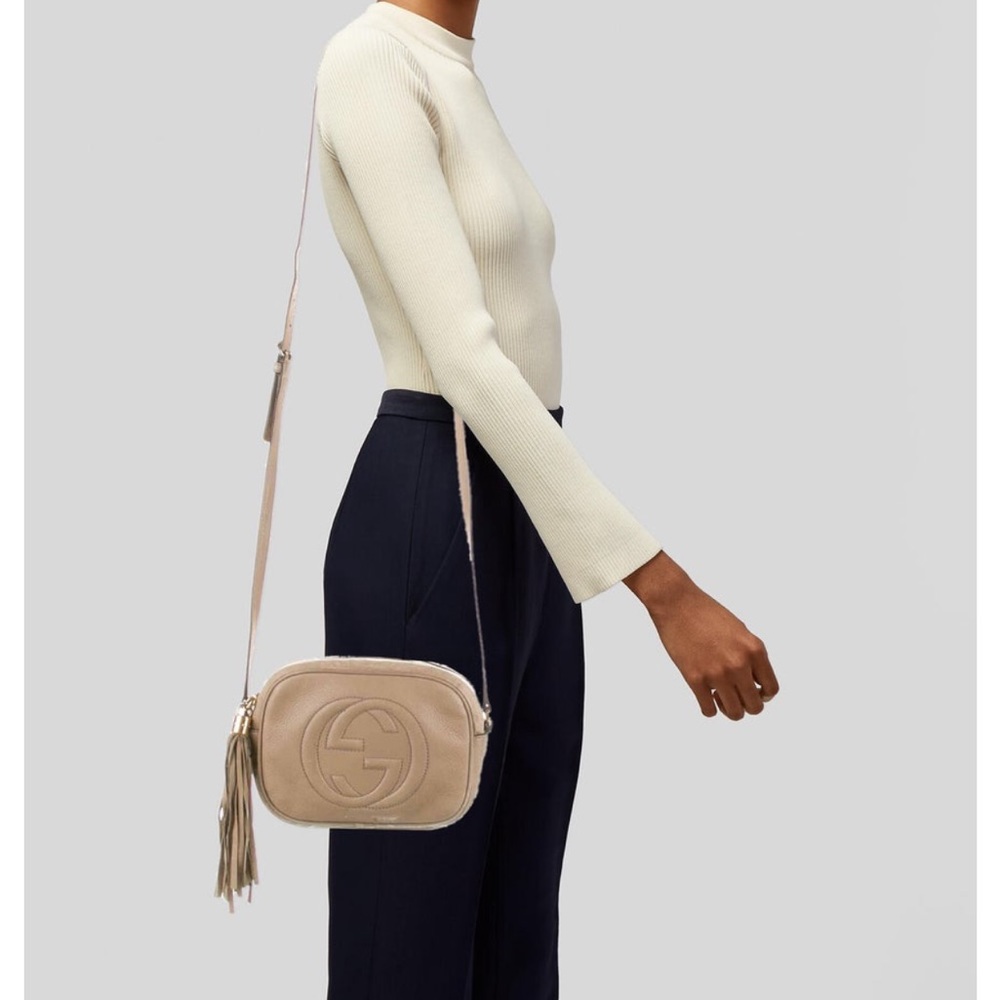 Gucci Beige/Tan Soho Disco Leather Crossbody Bag with Tassel - Picture 4 of 15